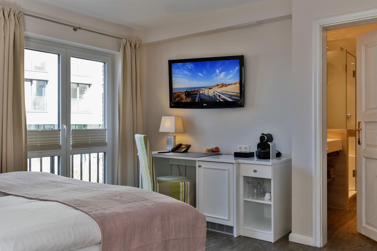 Hotel Uthland Вестерланд Екстериор снимка