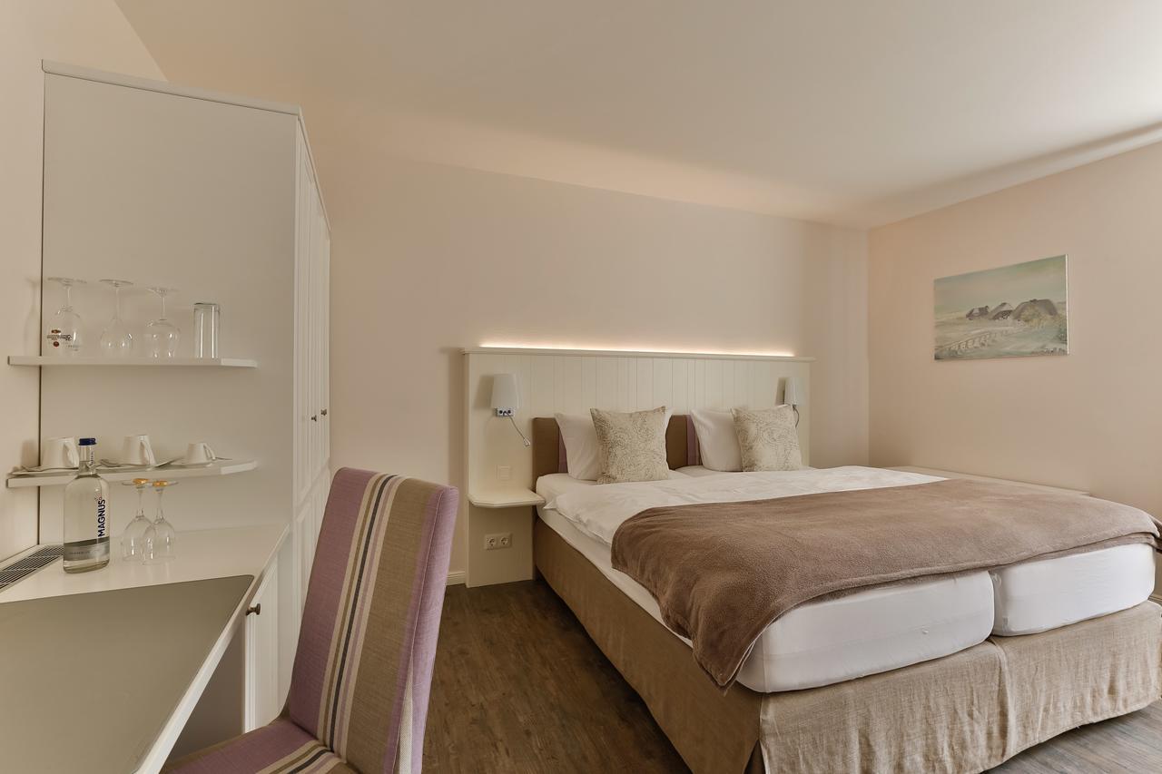 Hotel Uthland Вестерланд Екстериор снимка